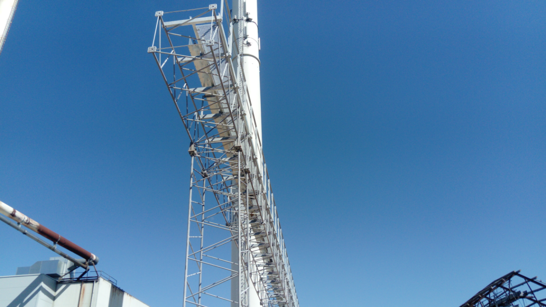 Gitterbro for kædetransportør